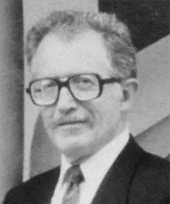 Dr. Eduardo Piña Garza